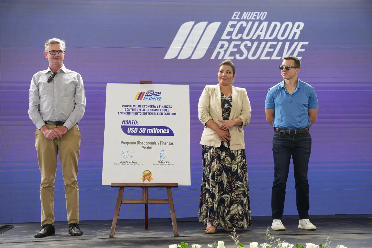 Acuerdo-Ecuador-y-AFD-Francia