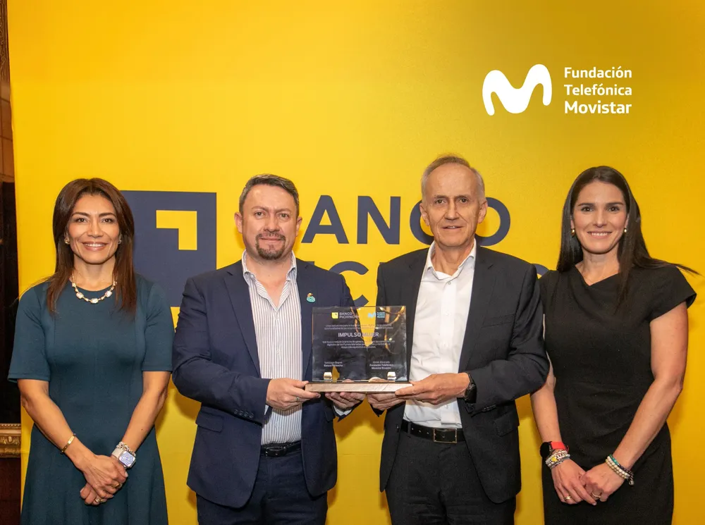 Programa Impulso Mujer Banco Pichincha Fundación Telefónica Ecuador