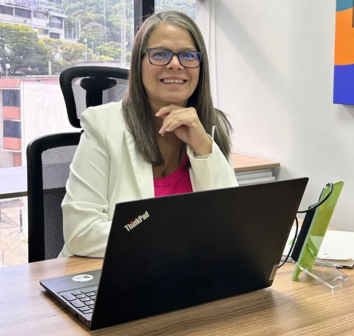 María Herrera, Banco Plaza