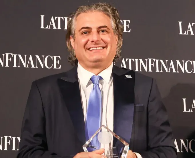 Uruguay Latinfinance Portada