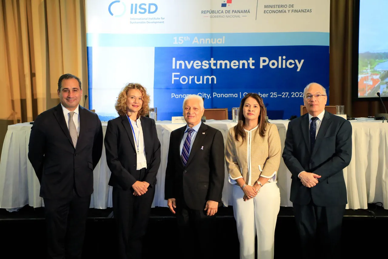 Foro Gobernanzas Inversiones Sostenibles Panamá